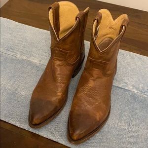 Frye Billy Short Boots Size 9.5
